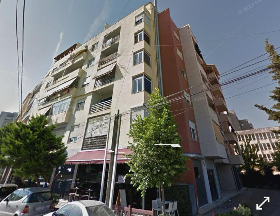 Edi'S Apartament ティラナ エクステリア 写真